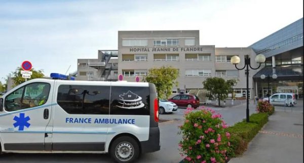云策略 法国6岁男童乱闯病房将早产女婴摔死在地，曾说女婴像洋娃娃